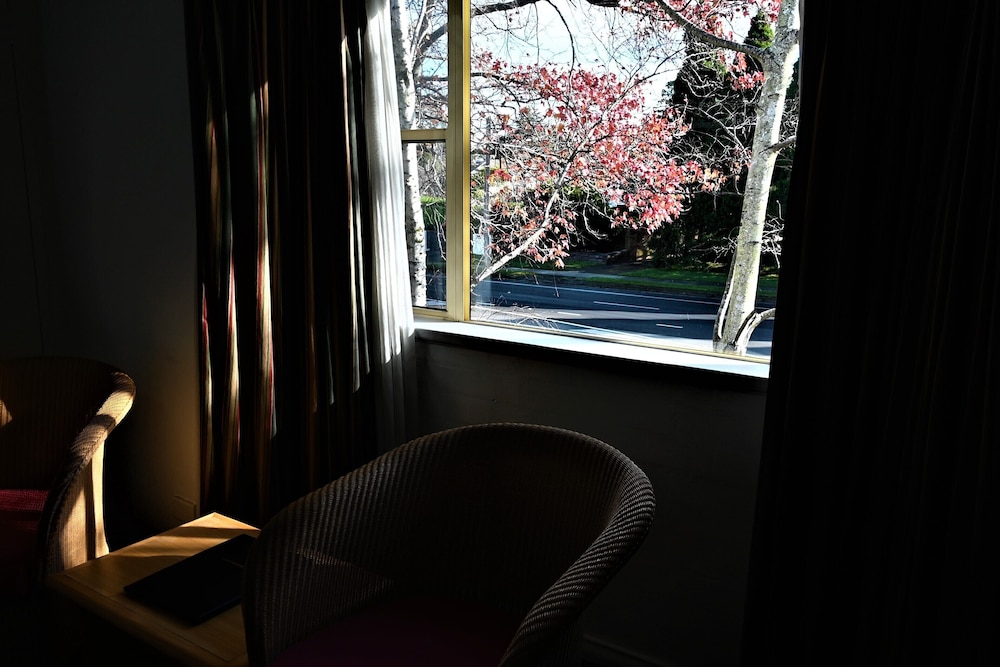 GRAND COUNTRY LDG 31/60