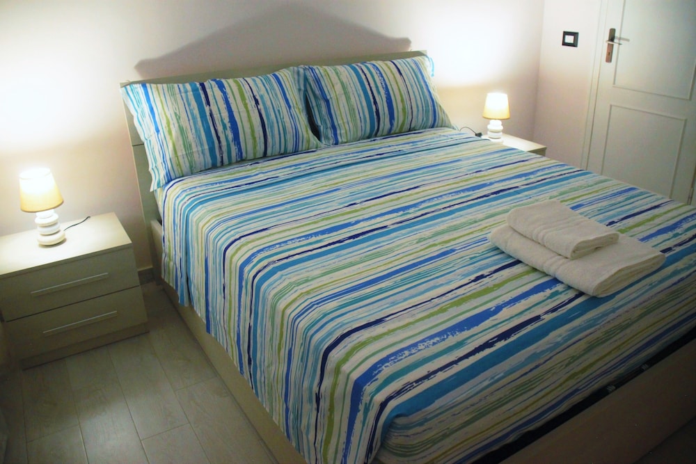 ROOM, DOUBLE BED, PRIVATE BATHROOM