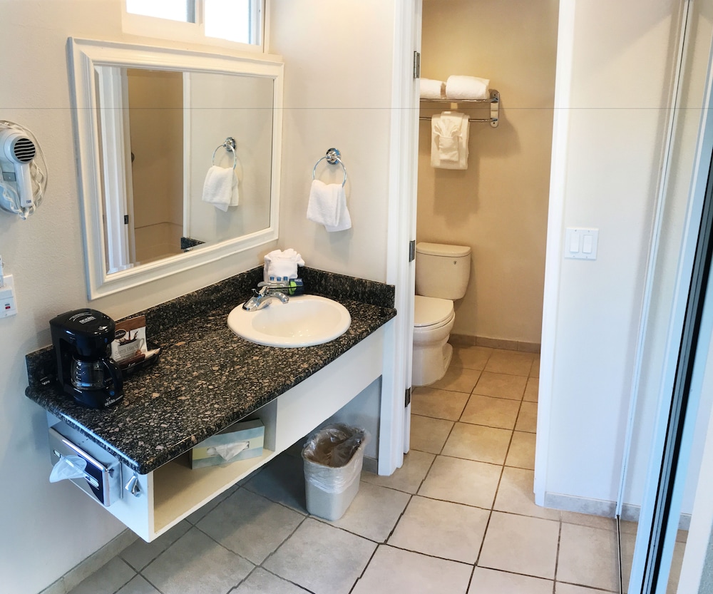 King Frederik Inn 34/69