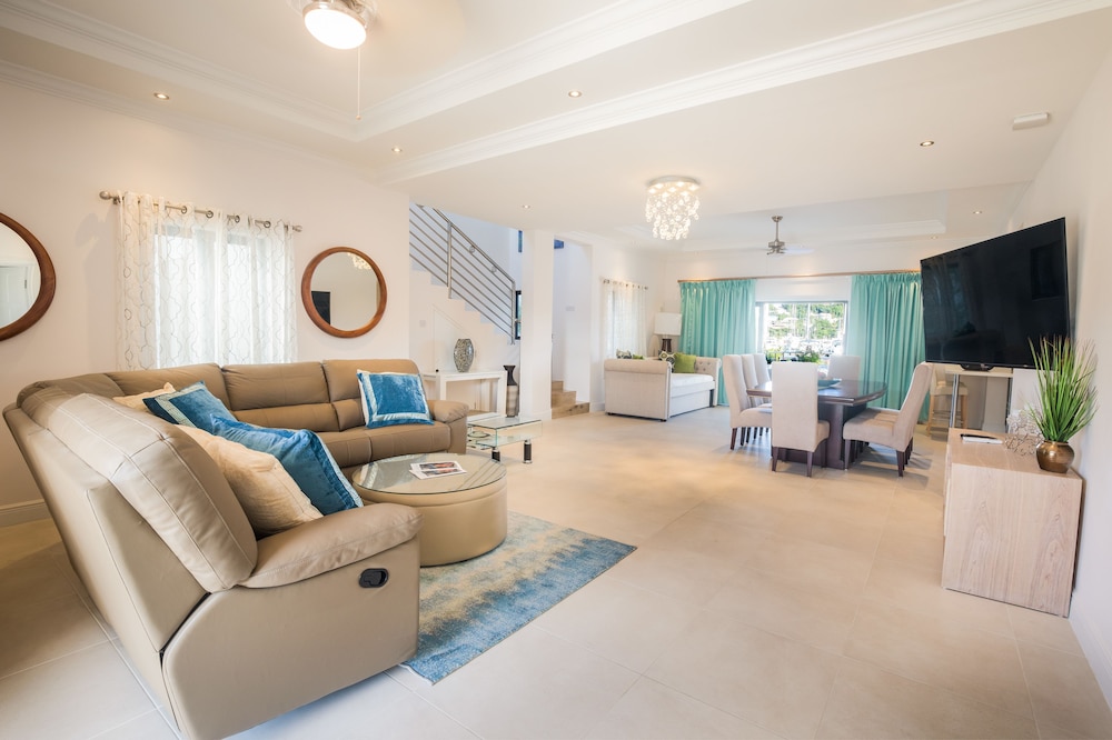 Bay Gardens Beach Resort and Spa 49/75