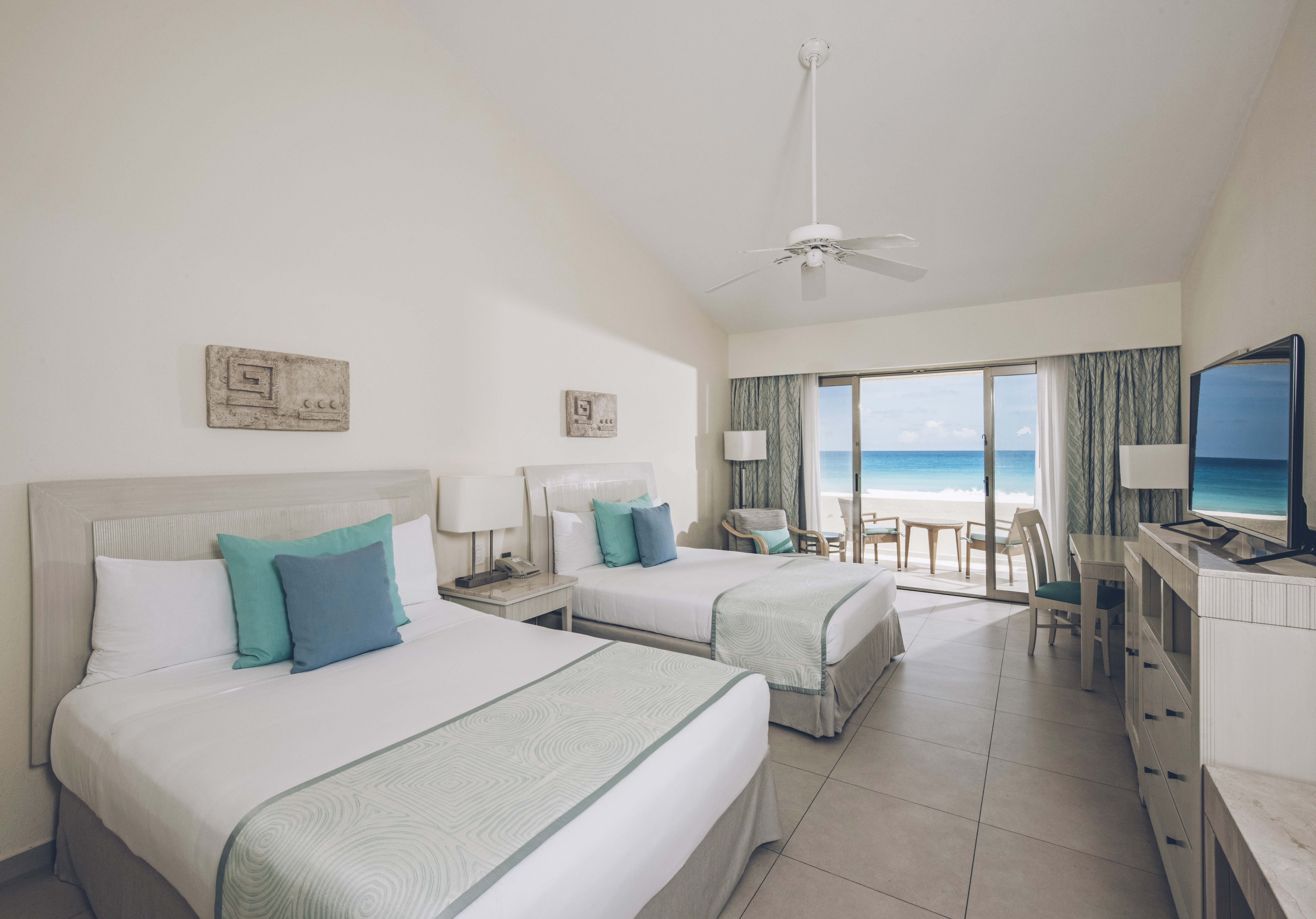 Superior, Villa, Ocean Front
