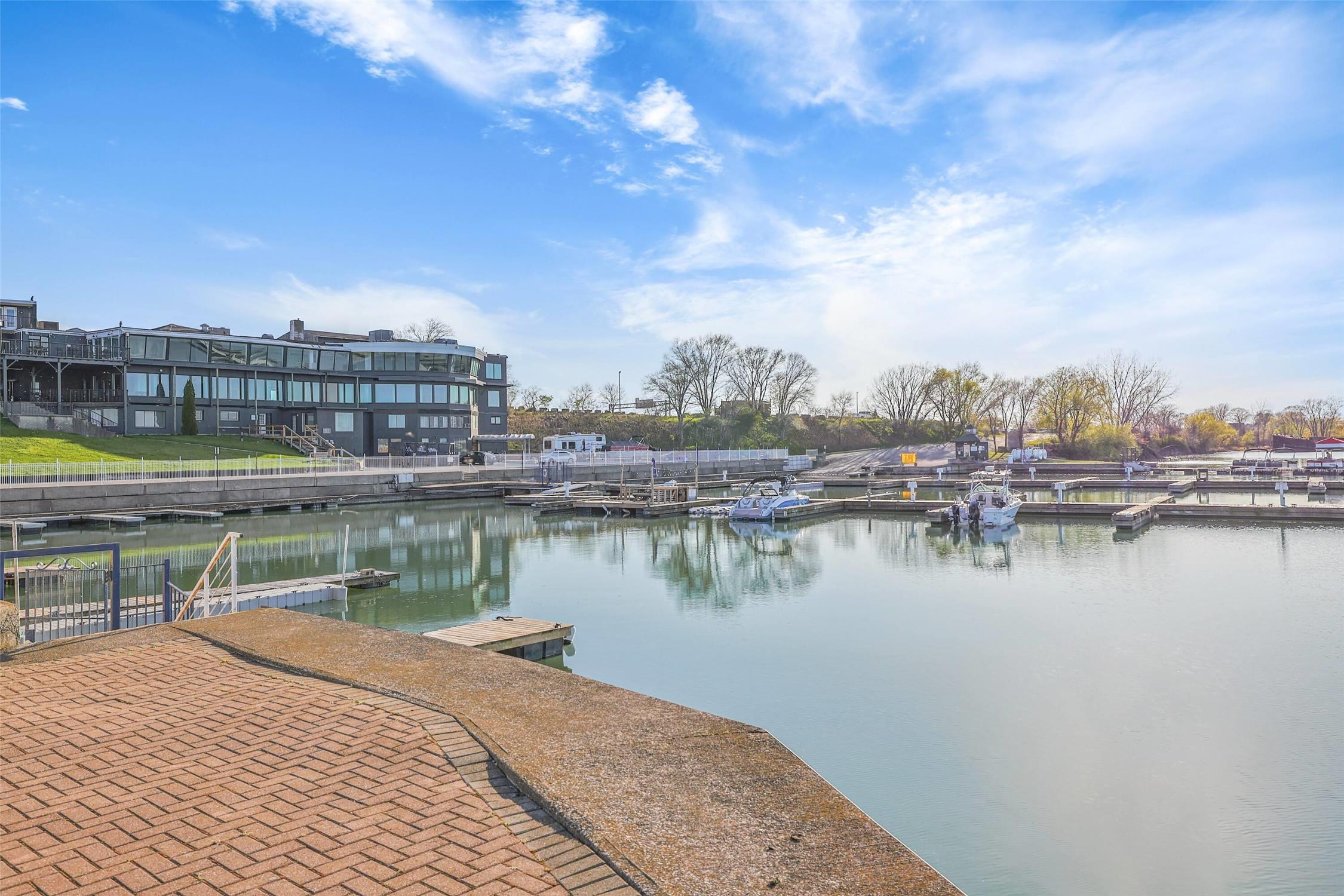 Ramada By Wyndham Jordan/Beacon Harbourside Resort 37/40