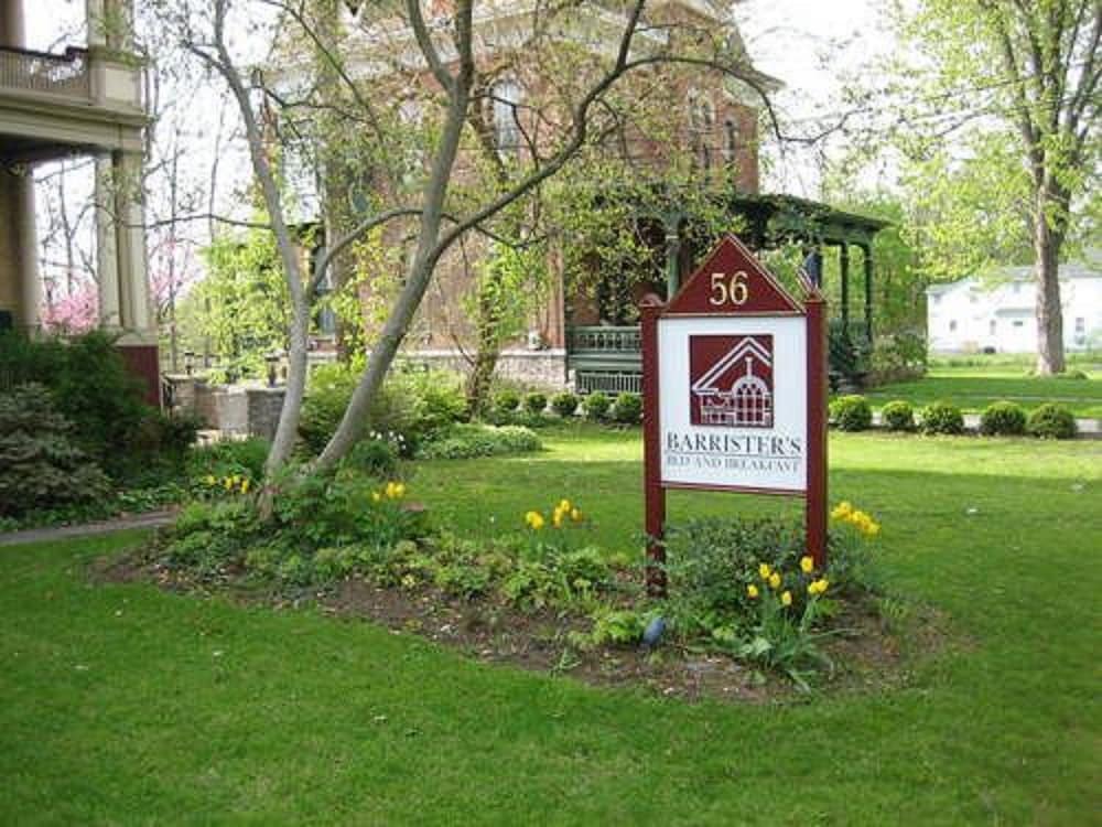 Barrister s Bed & Breakfast 38/42