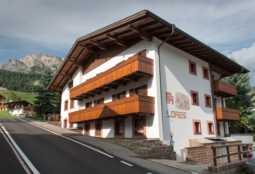 Residence Lores 5/50
