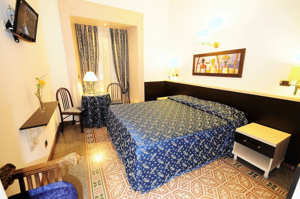 Hotel Sweet Home 27/49
