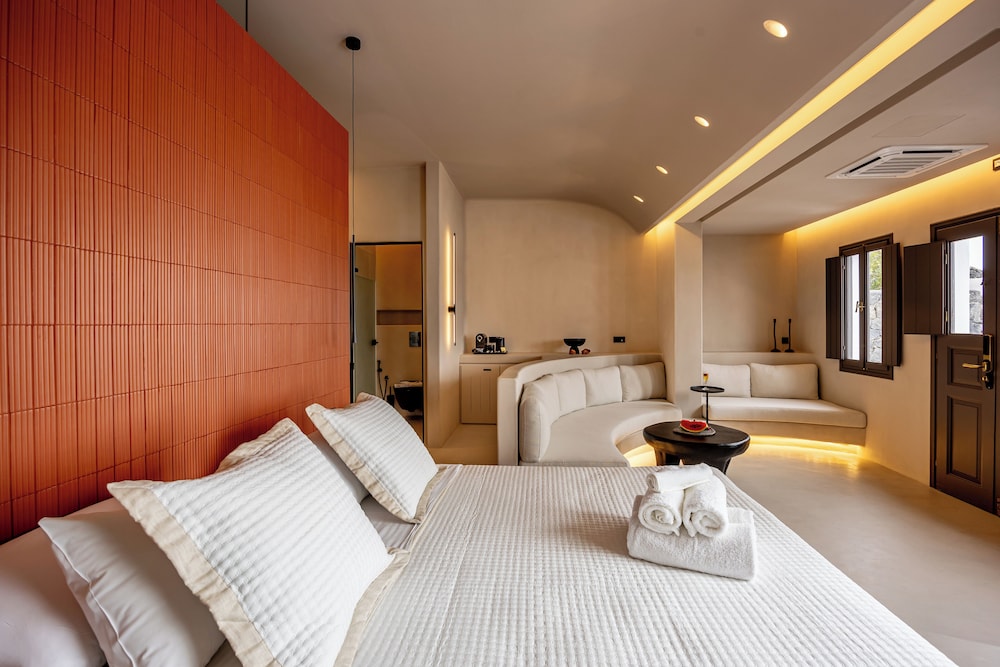 JUNIOR SUITE, STUDIO