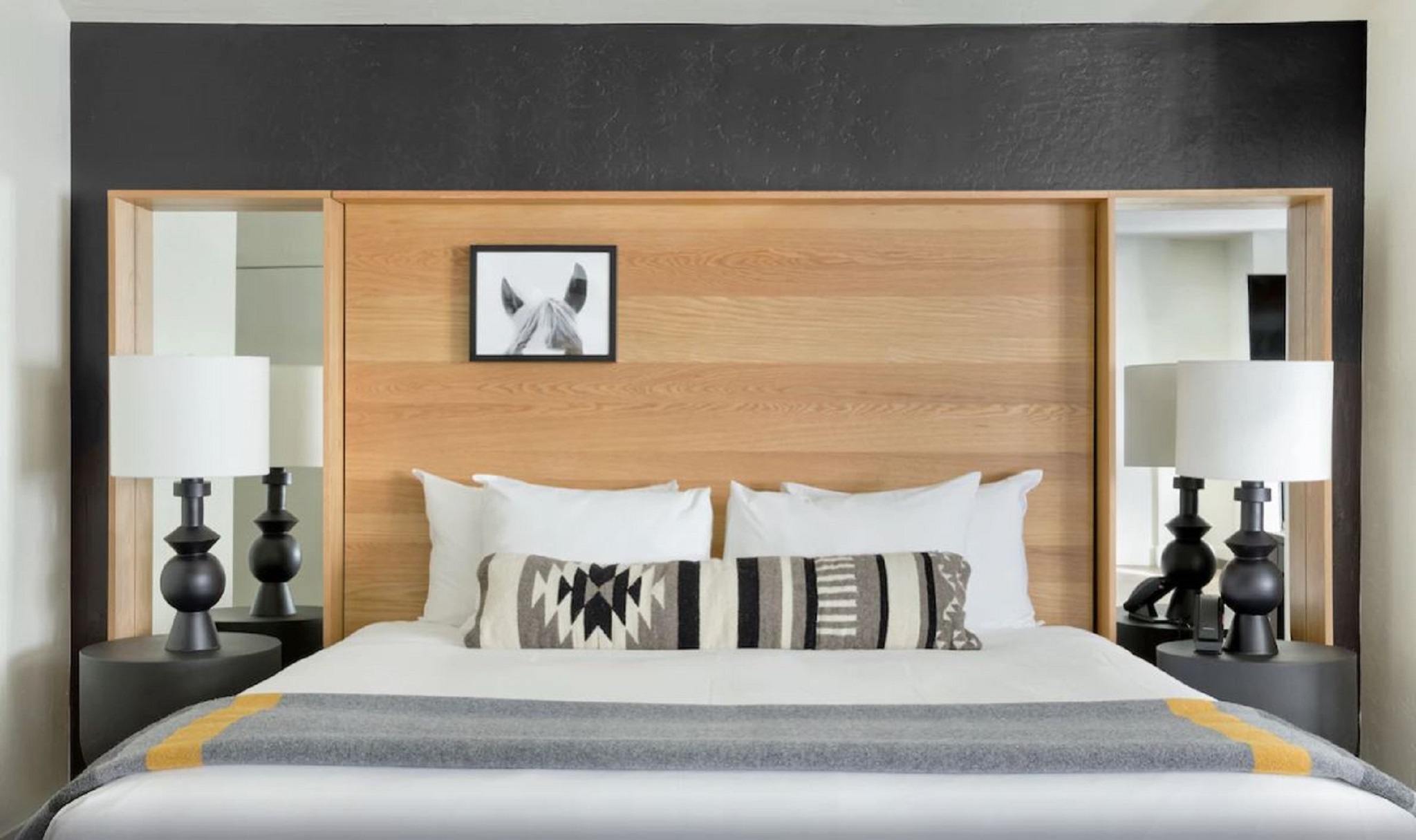 Rambler, Deluxe, King Bed