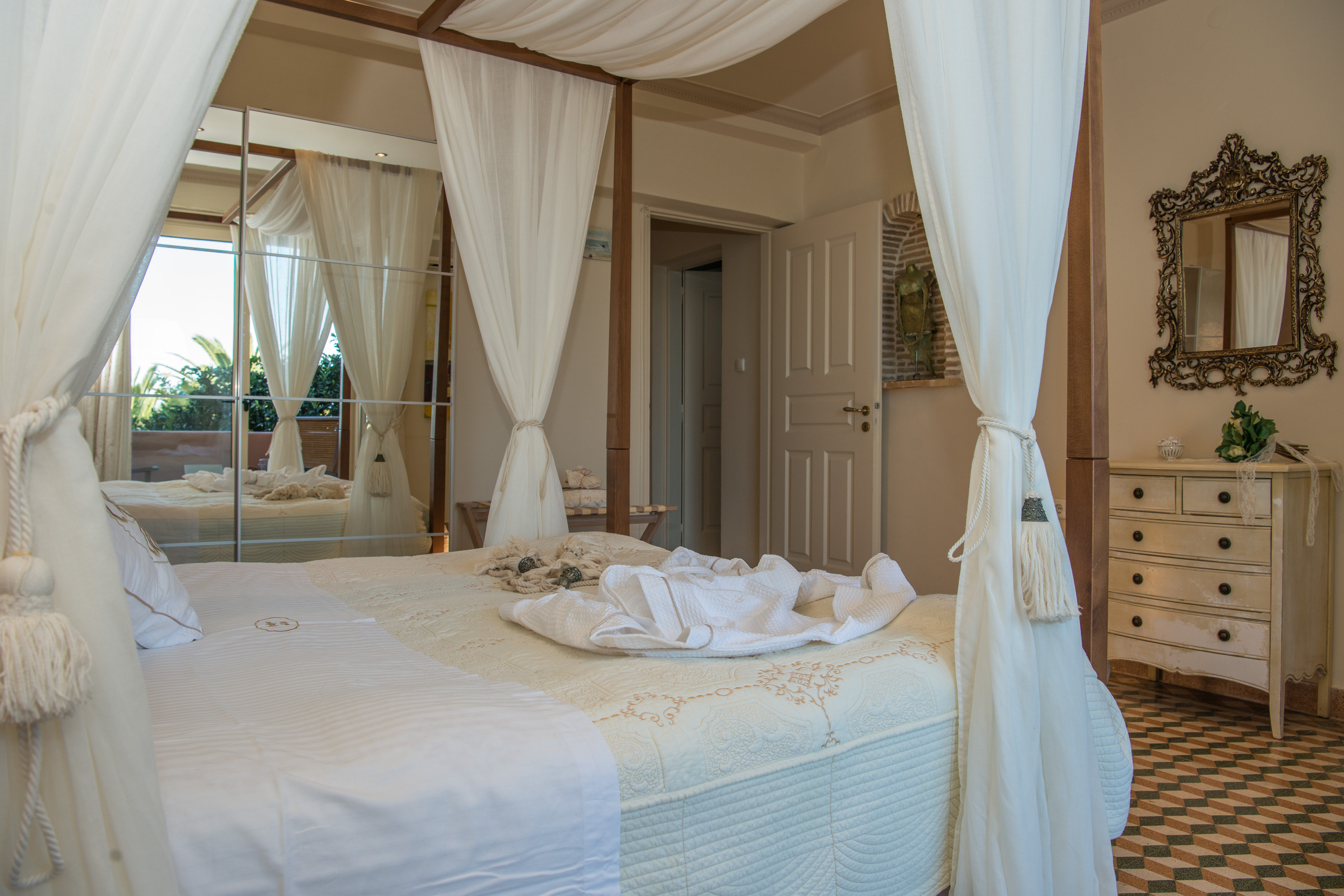 3 Bedrooms, Suite, Beach Front، Calypso Villas Zakynthos 2/5