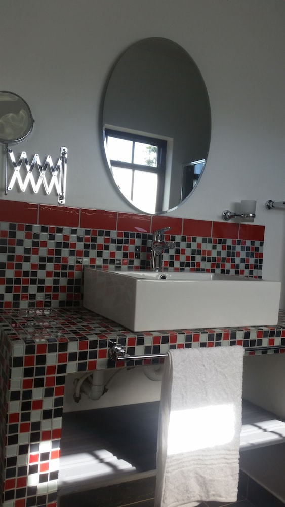 Port Del Mar Luxury Guesthouse 32/50