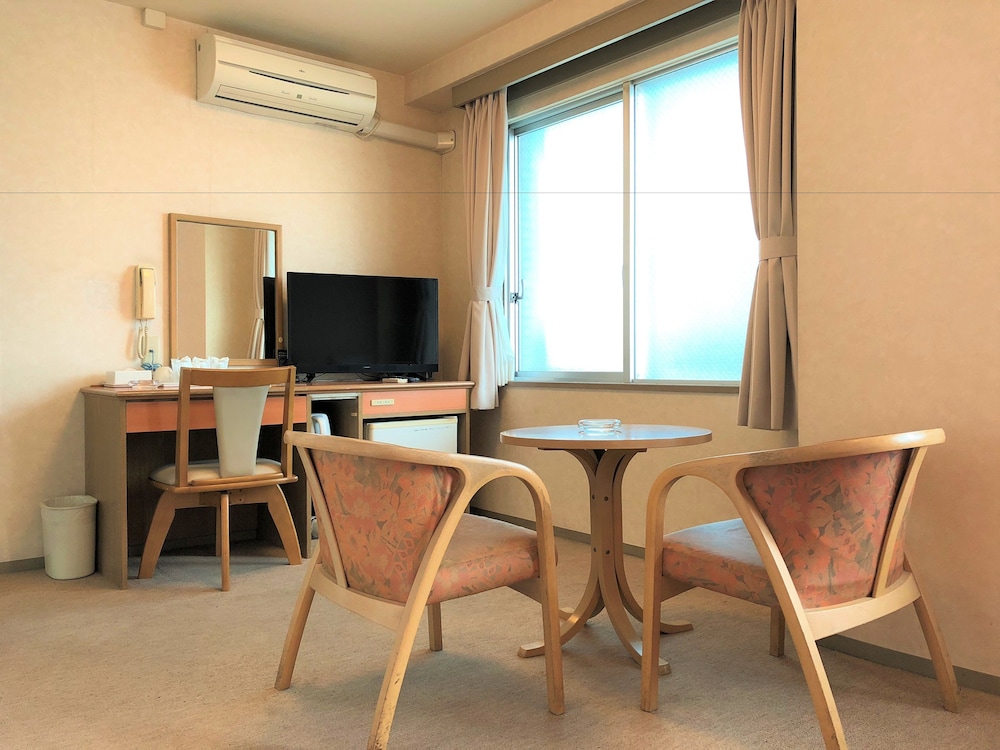 Urban Hotel Sanko 23/25