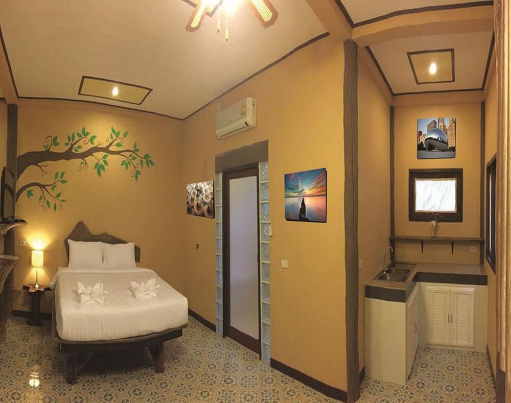 Rao Ga Khao Resort 50/50