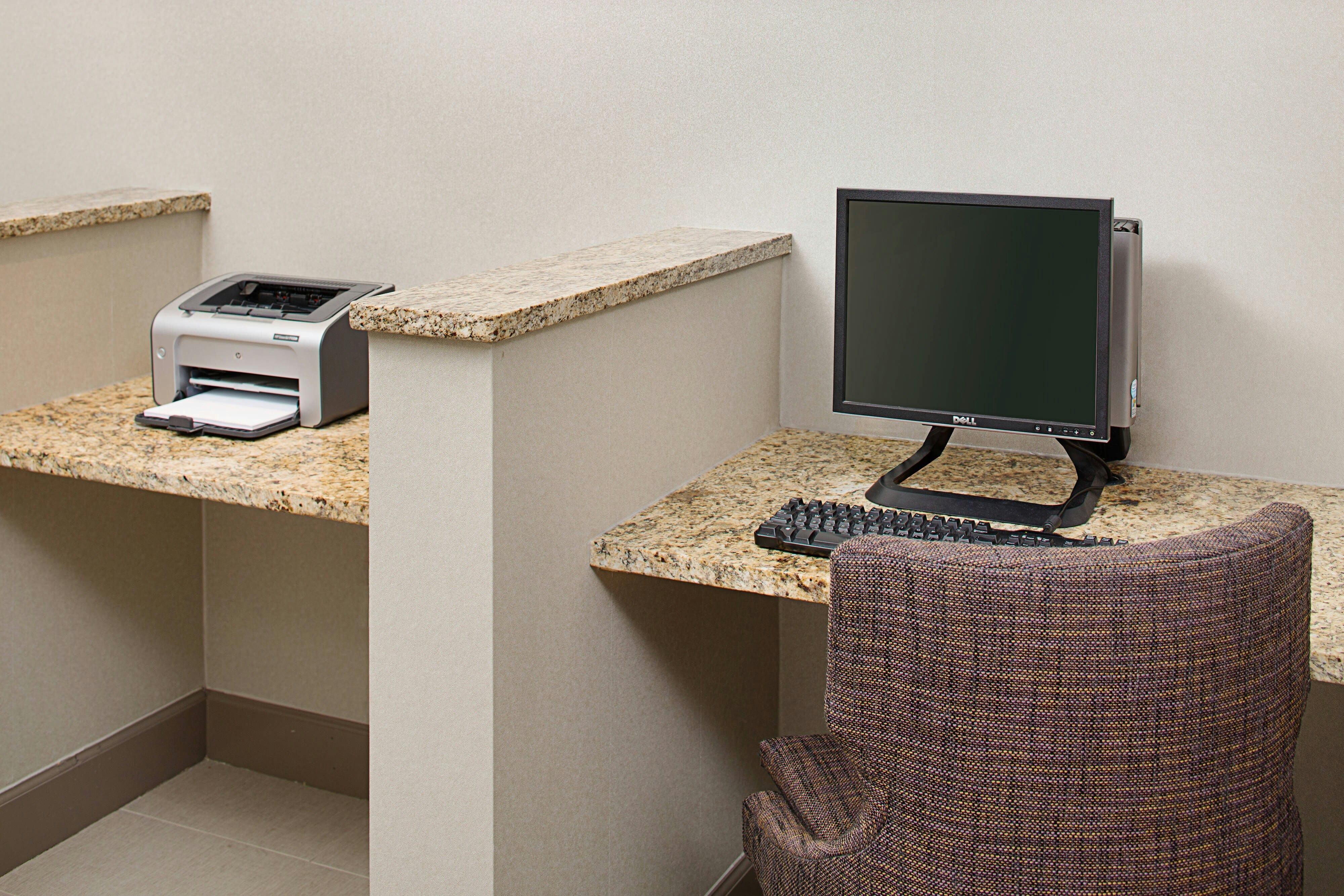 Residence Inn by Marriott Detroit Livonia 30/34