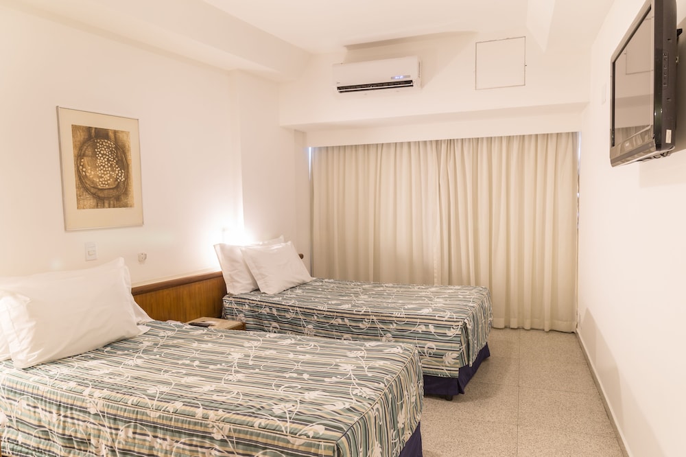 Hotel Bandeirantes 11/69