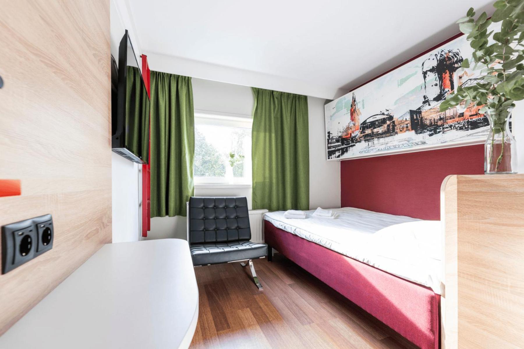 Good, Double Bed