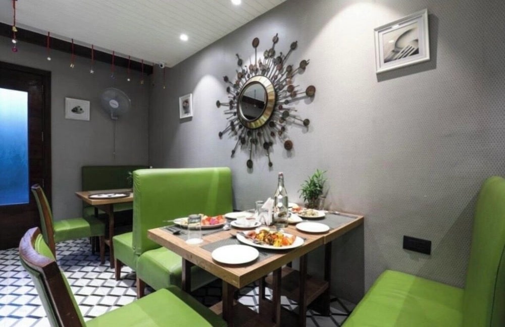 Hotel Vishal Residency(Mahipalpur) 52/64