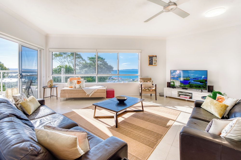 THE LOOKOUT RESORT 53/74