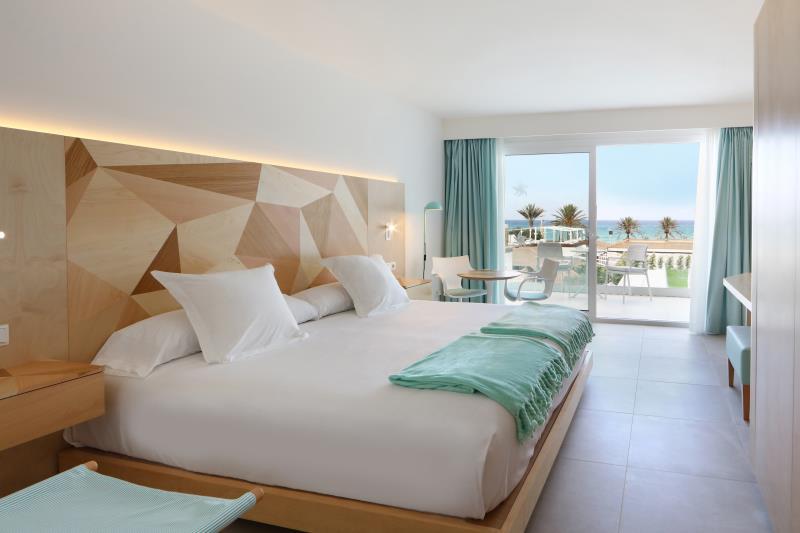 ROOM, DOUBLE BED, SEA VIEW