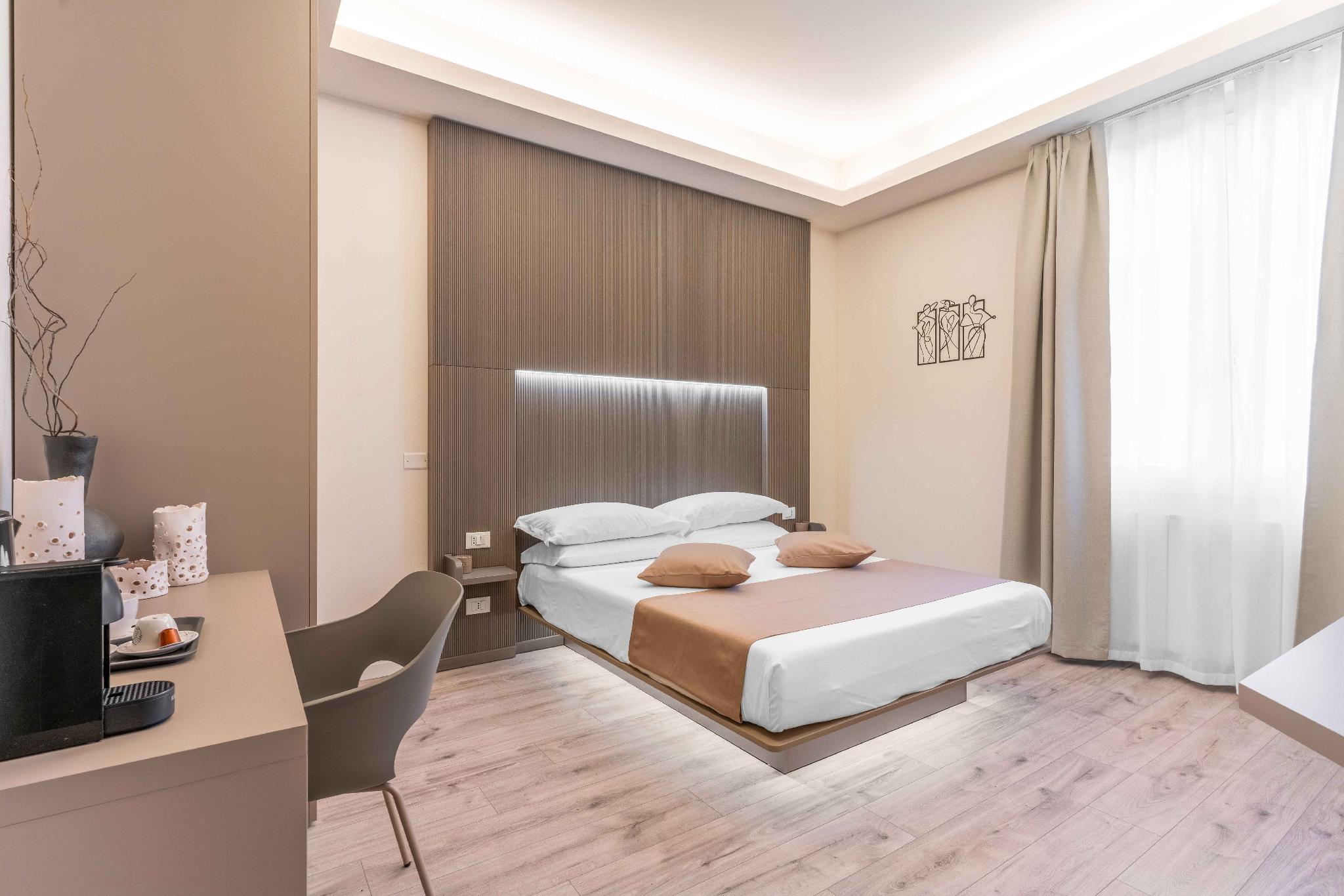 SUPERIOR, DOUBLE BED