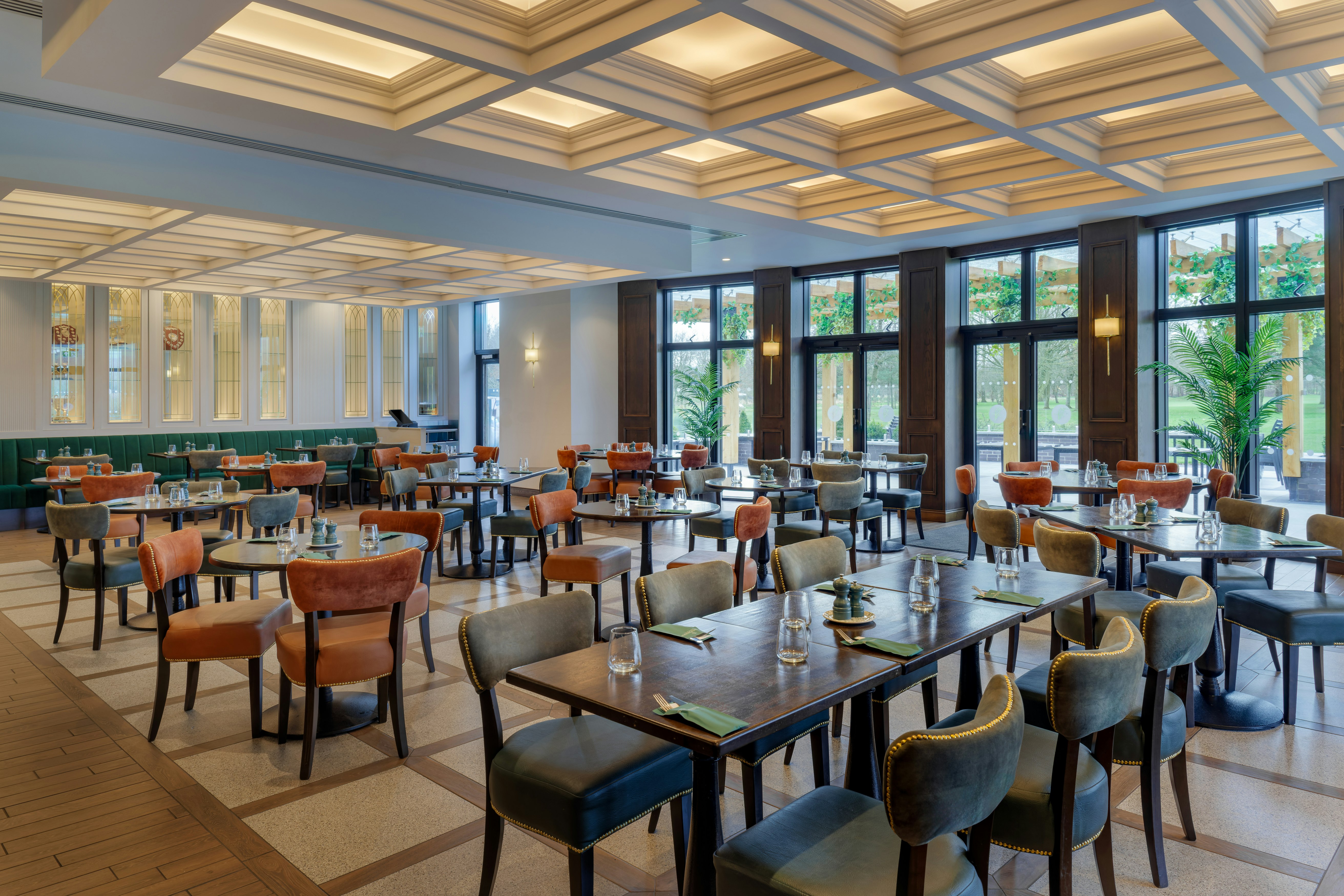 DoubleTree by Hilton Belfast Templepatrick Golf & Country Club 55/76
