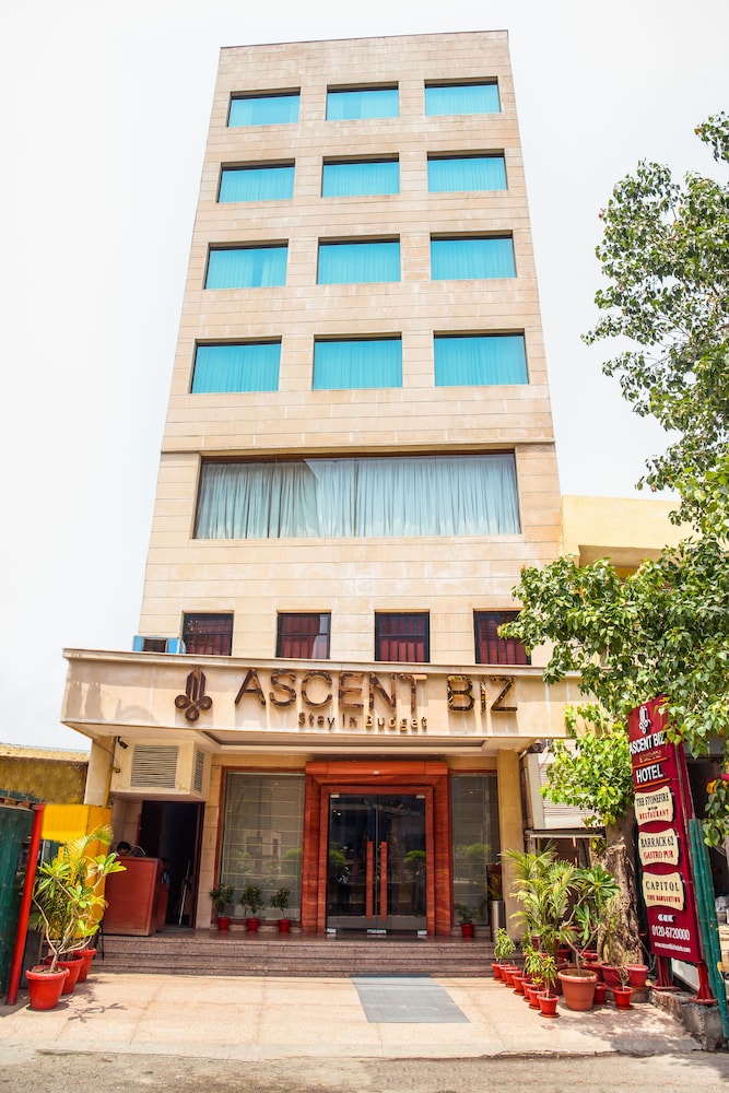 Ascent Biz Hotel 1/44