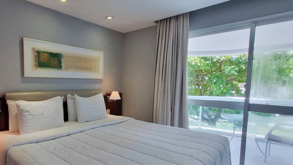 CLASSIC, QUEEN BED