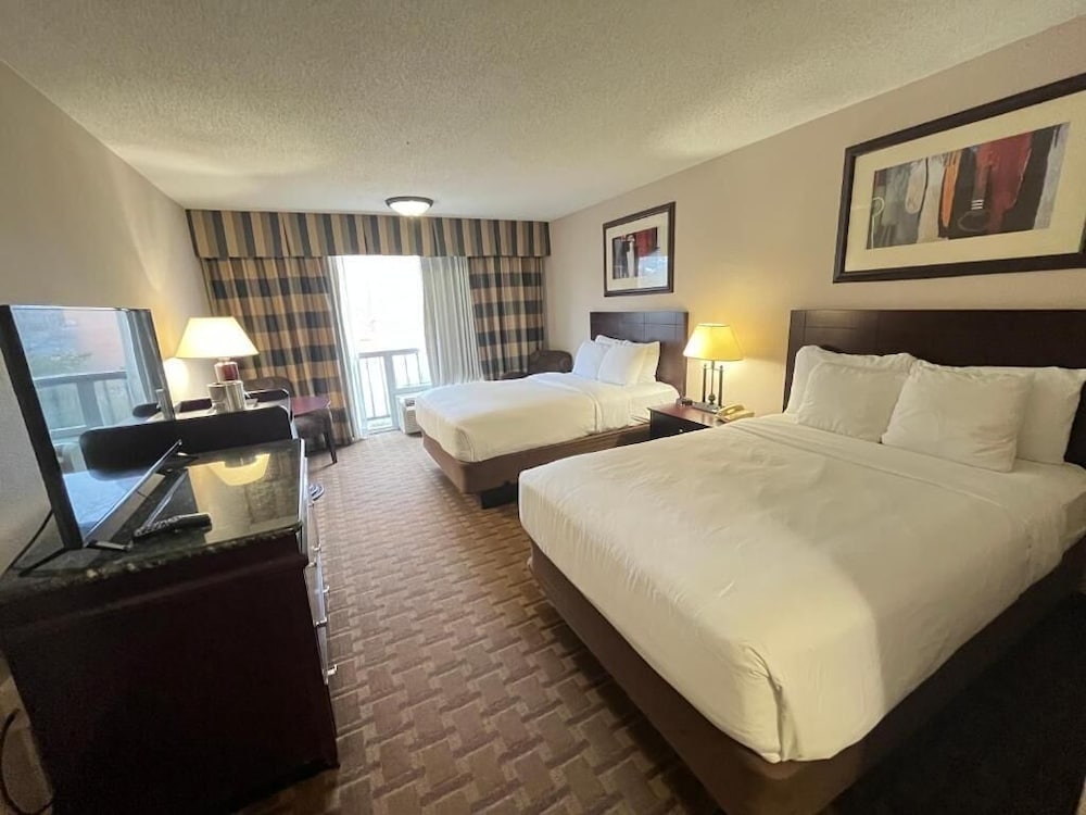 Room, 2 Queen Beds