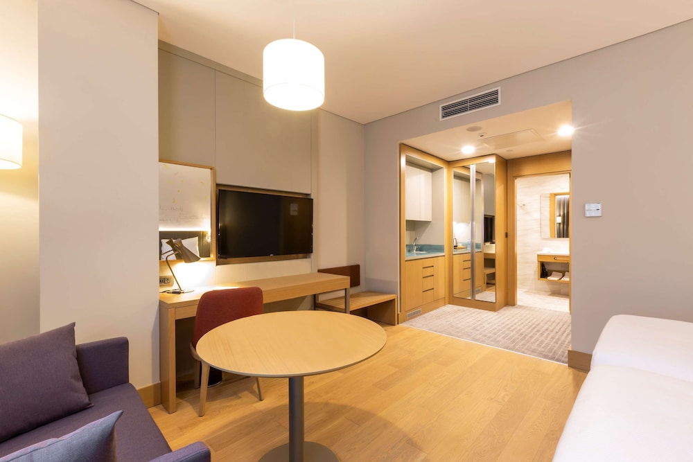 Radisson Hotel Istanbul Harbiye 33/49