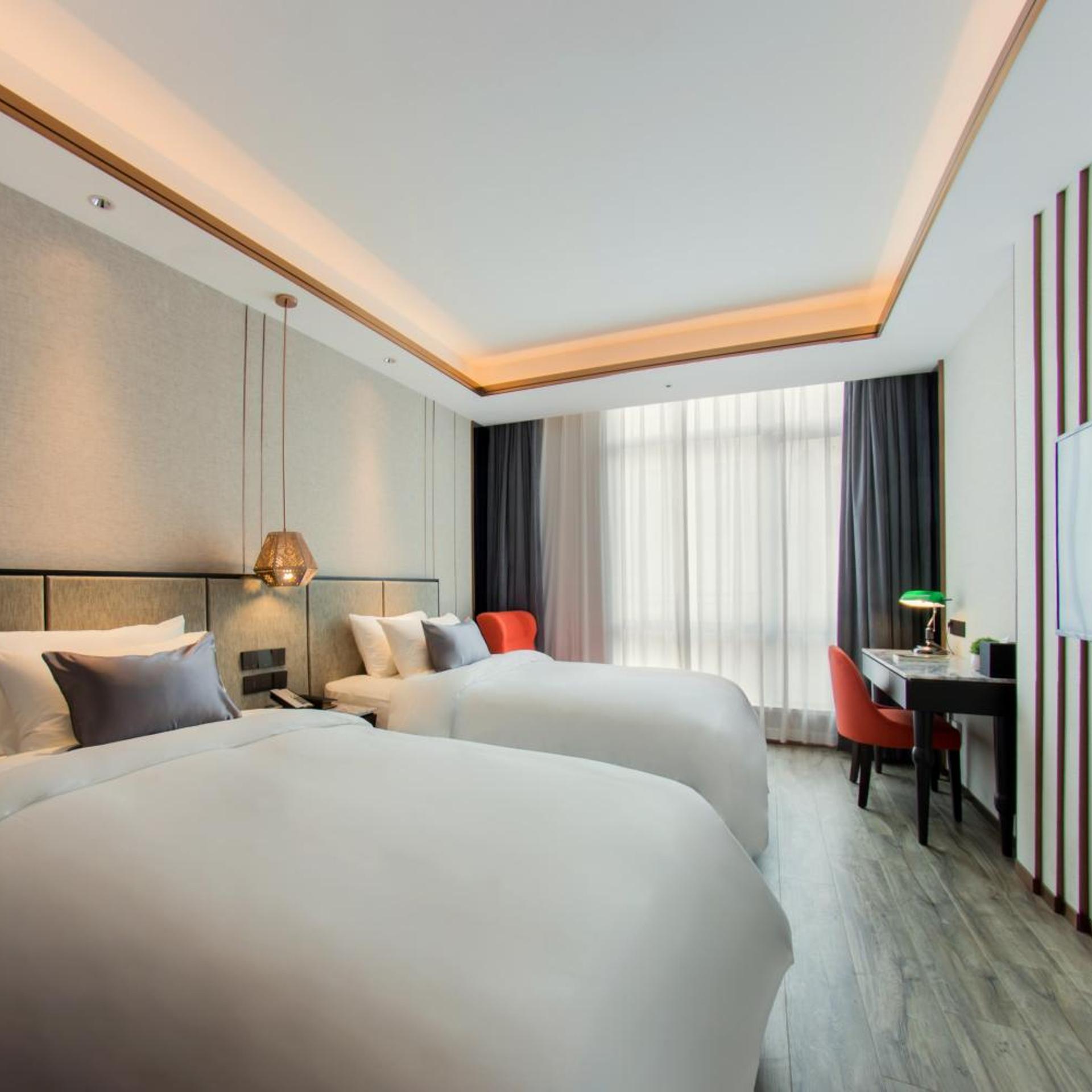 Yitel Premium (Shanghai people's Square Nanjing Road Pedestrian Street shop) 16/47