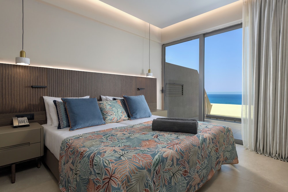 PREMIUM, JUNIOR SUITE, PANORAMIC SEA VIEW