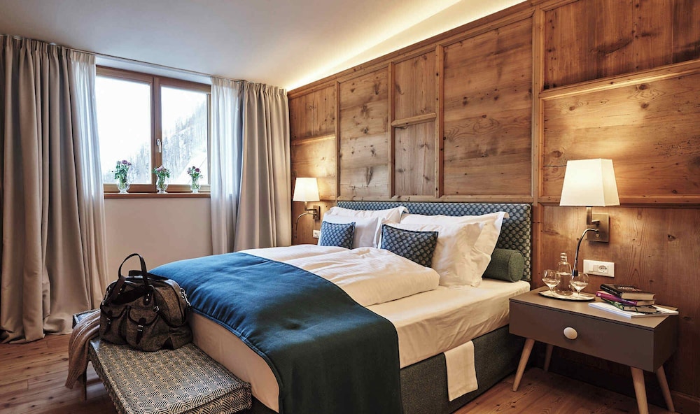 Superior, King Bed