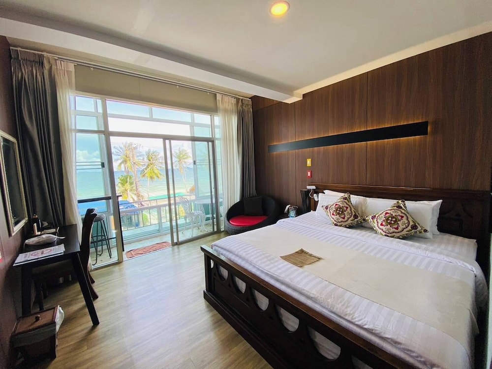 ROOM, KING BED, SEA VIEW