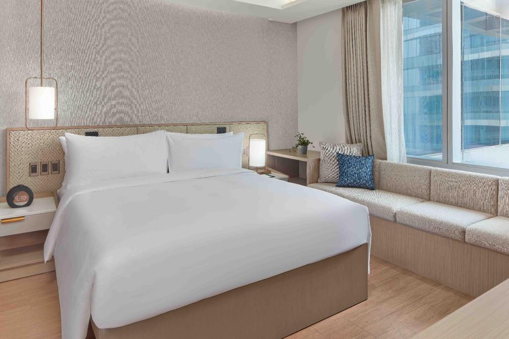 2 Bedrooms, Courtyard, Residence, Suite, King and Queen Bed