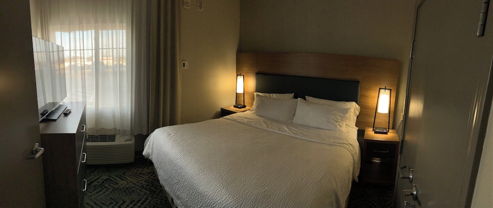 Candlewood Suites Oklahoma City-Moore 4/38