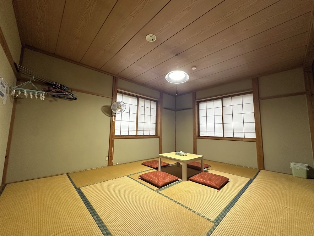 Kagura House 33/66