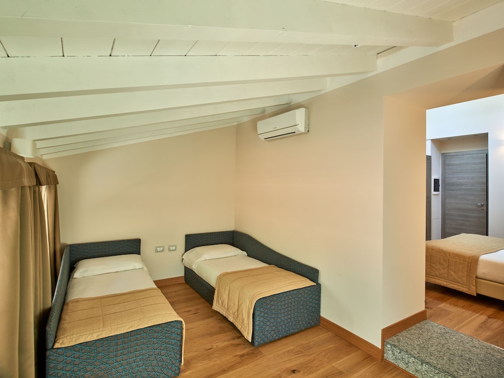 Hotel Centrale 29/67