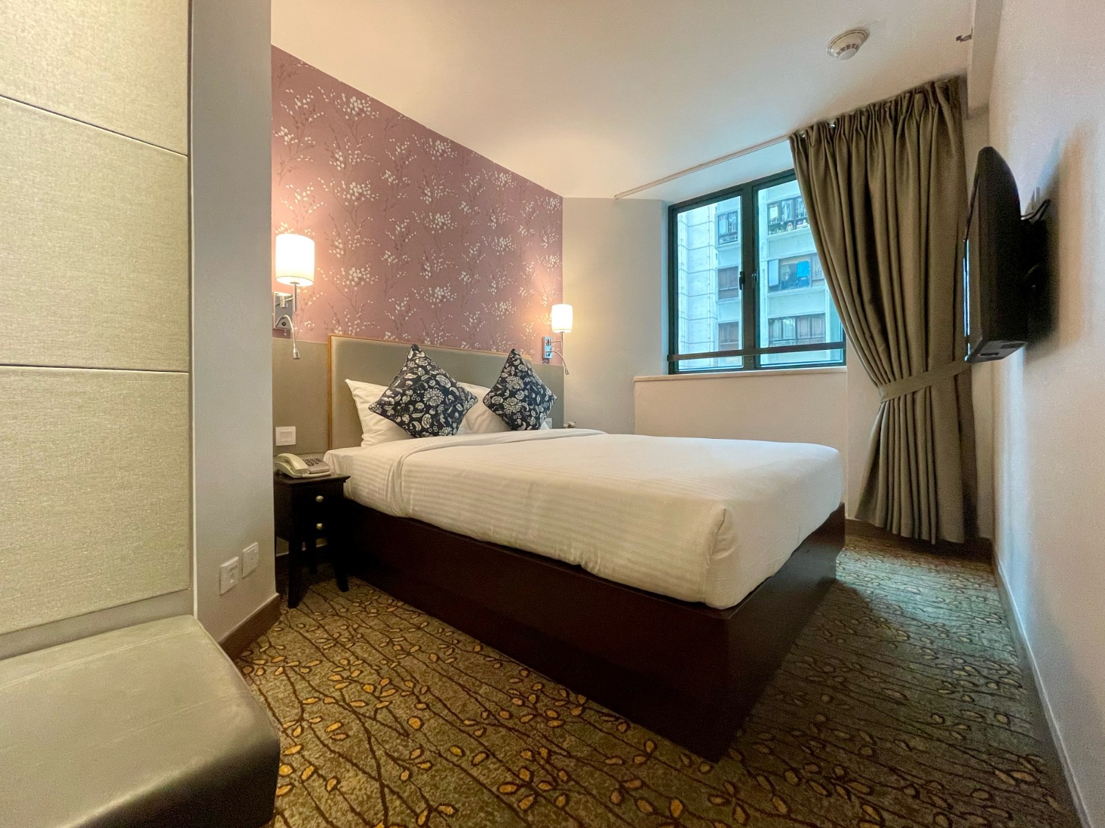 Lander Grand Hotel 52/72