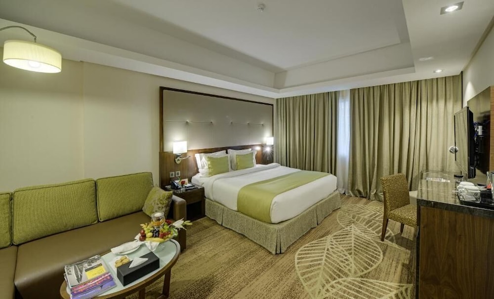 Ramee Rose Hotel 13/54