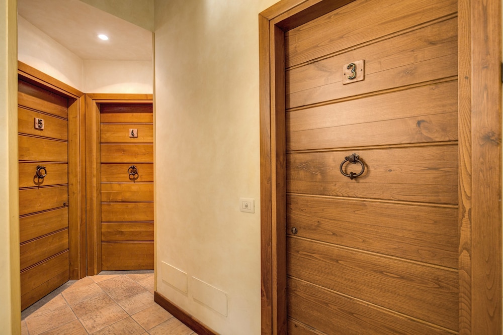 Hotel Residenza San Calisto 35/61