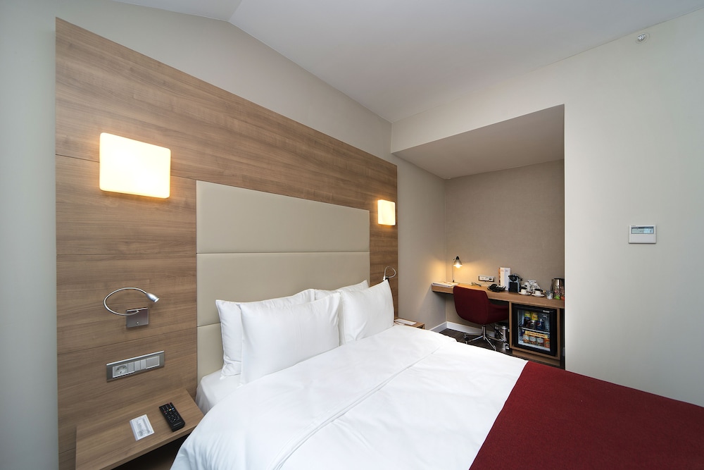 Ramada Encore by Wyndham Istanbul Kartal 15/47