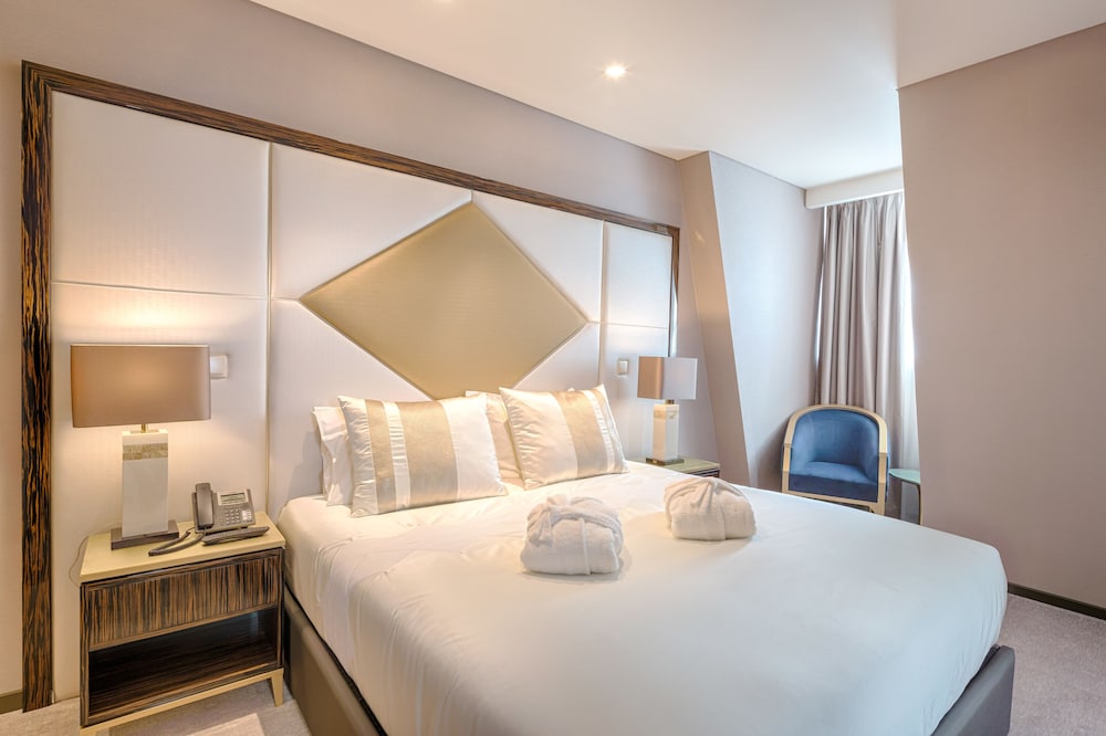 Meraprime Gold Design Hotel 47/57