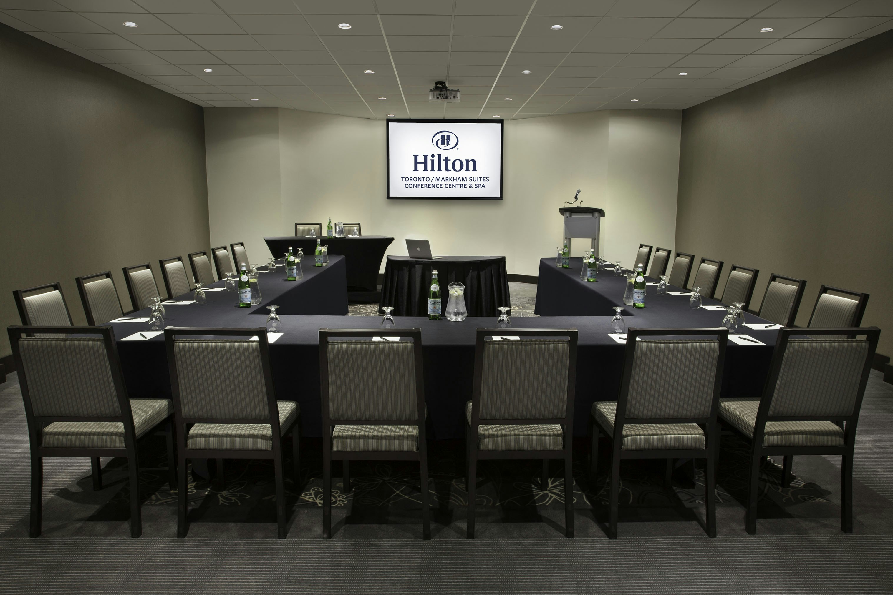 Hilton Toronto Markham Suites Conference Centre Spa 75/87