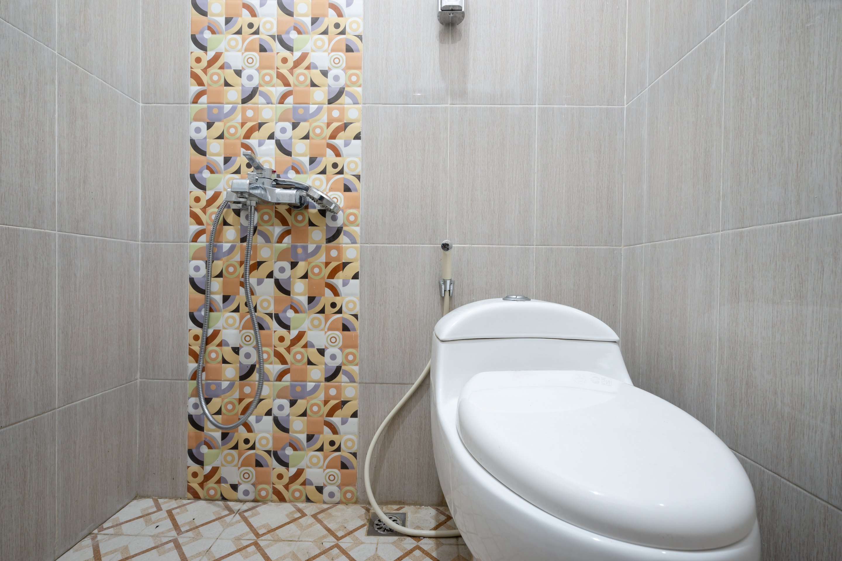 OYO 2285 Art Guest House Syariah 45/45