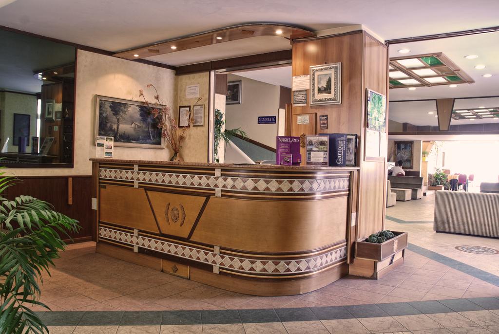 Hotel Scacciapensieri 2/20