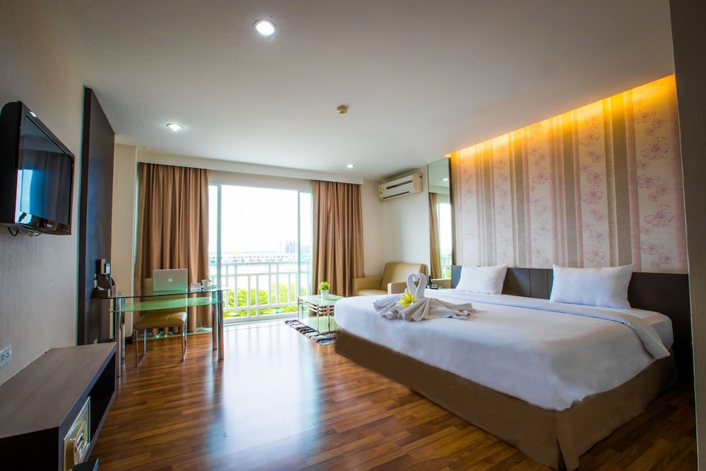Golden City Rayong Hotel 29/69