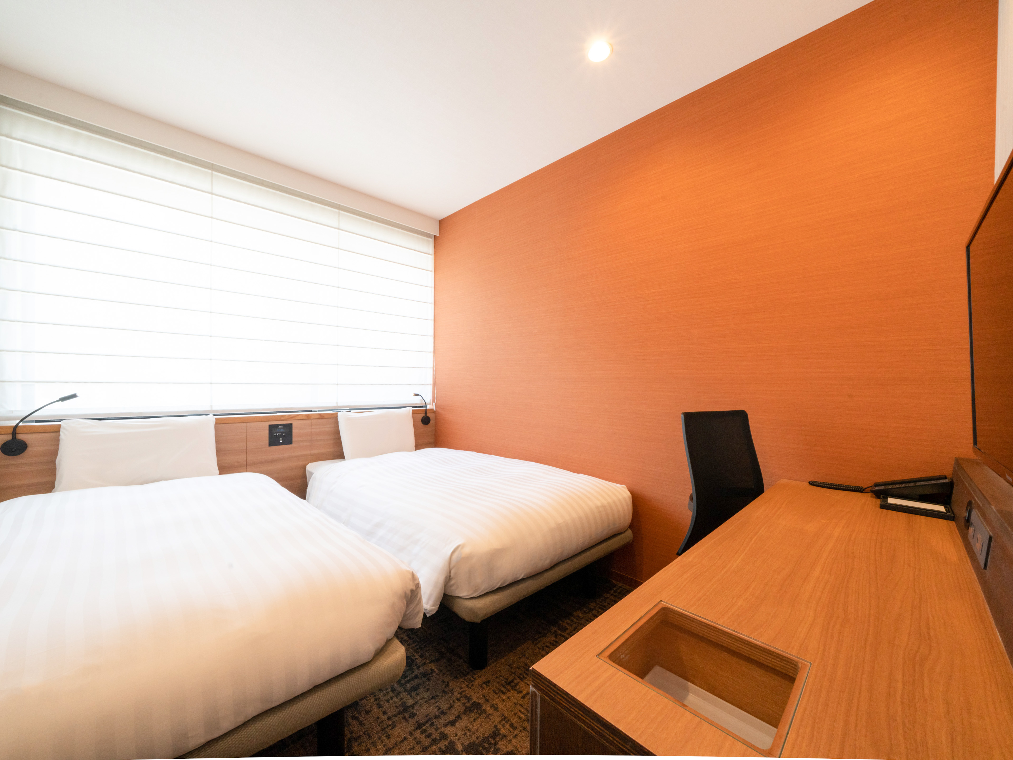Economy, Twin Beds