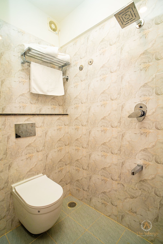 The Auberge Boutique Hotel 21/23