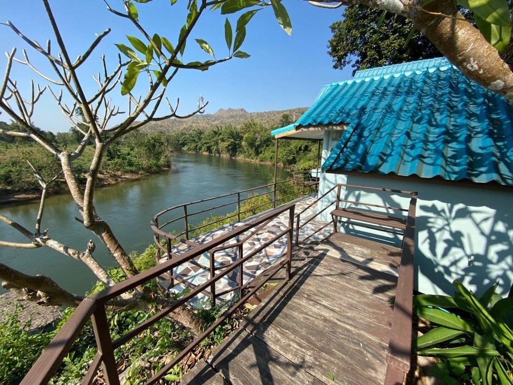 Kwainoy Riverpark & Resort 36/64