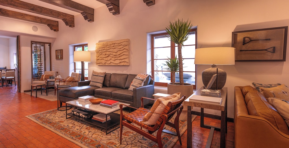 Old Santa Fe Inn 46/64