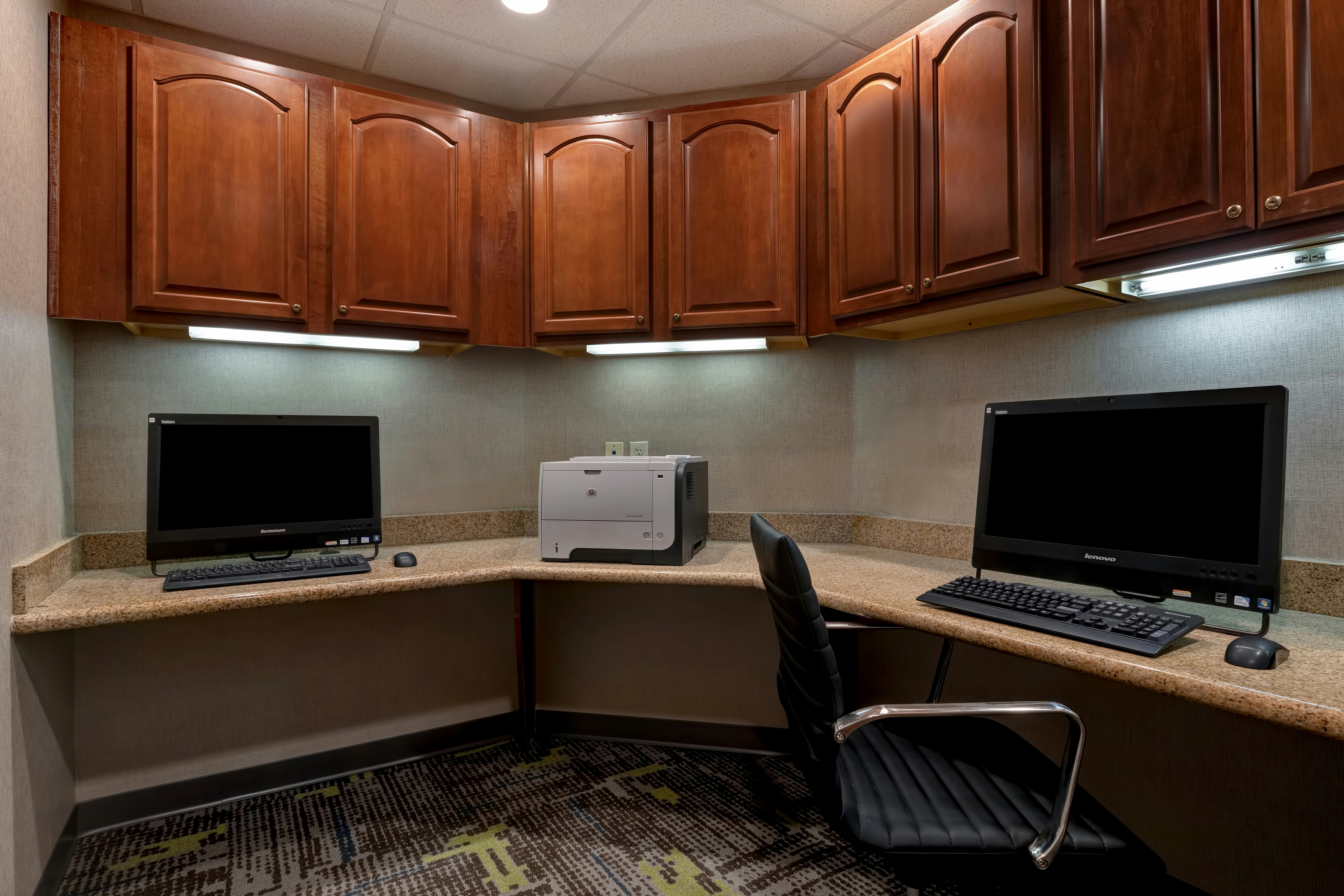 Hampton Inn & Suites Rohnert Park - Sonoma County 40/42