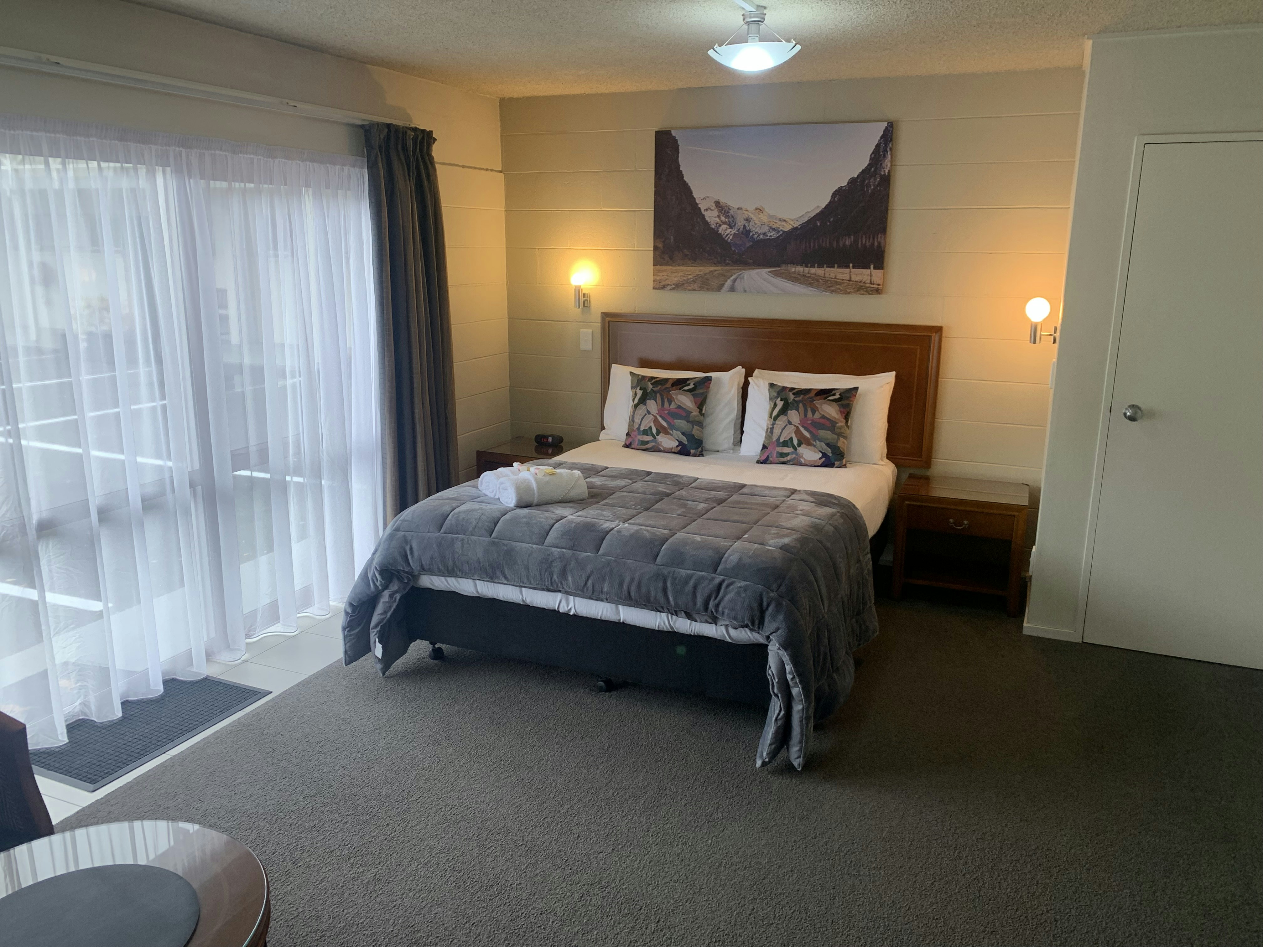 Admirals Motor Inn 32/77